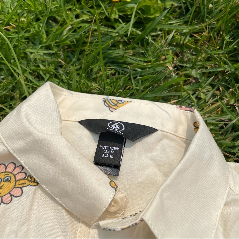 Volcolm button up - Picture 5 of 7